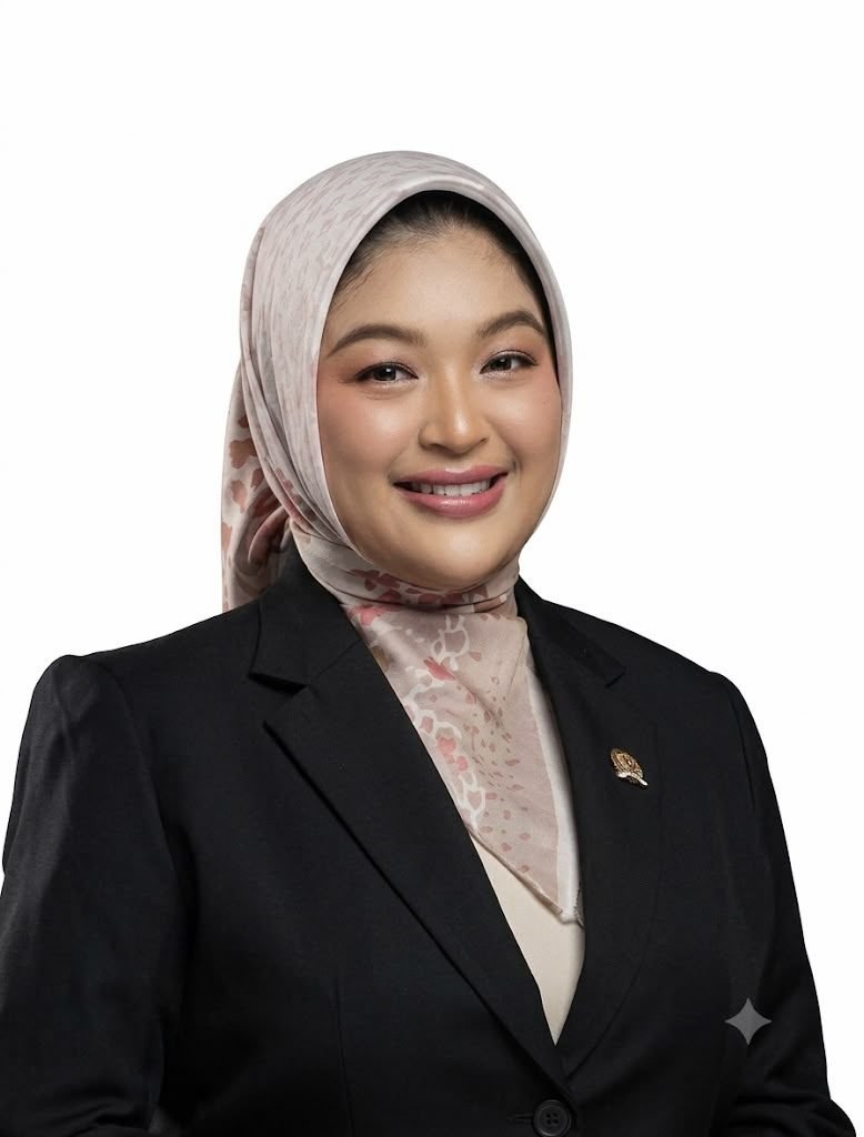 ANNISA M.A. MAHESA, S.E., B.Com